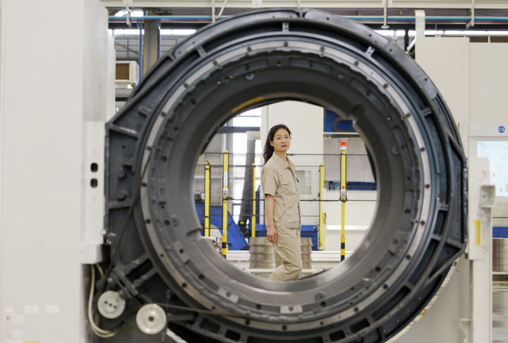 激发高质量发展的更强大动力——中国推进供给侧结构性改革深度观察